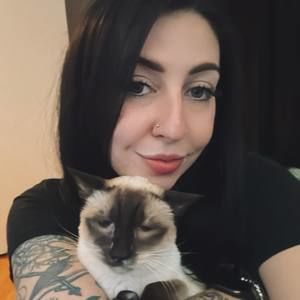 Meet your Posher, Ashlie